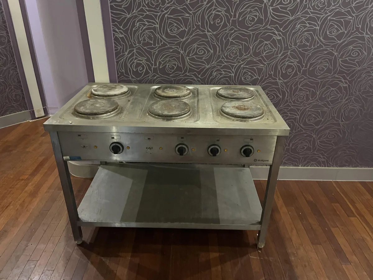 Kuchenka elektryczna 6 palnikowa